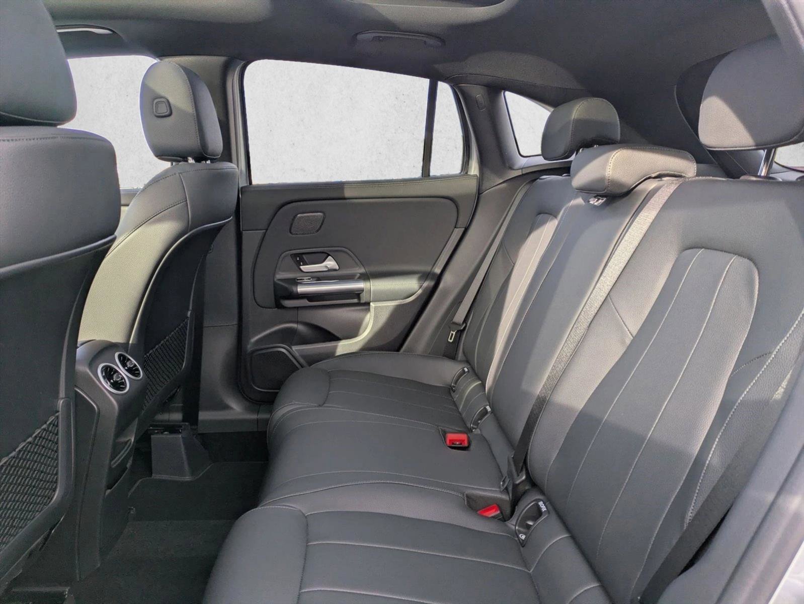 New 2026 Mercedes-Benz GLA 250 4MATIC image 24
