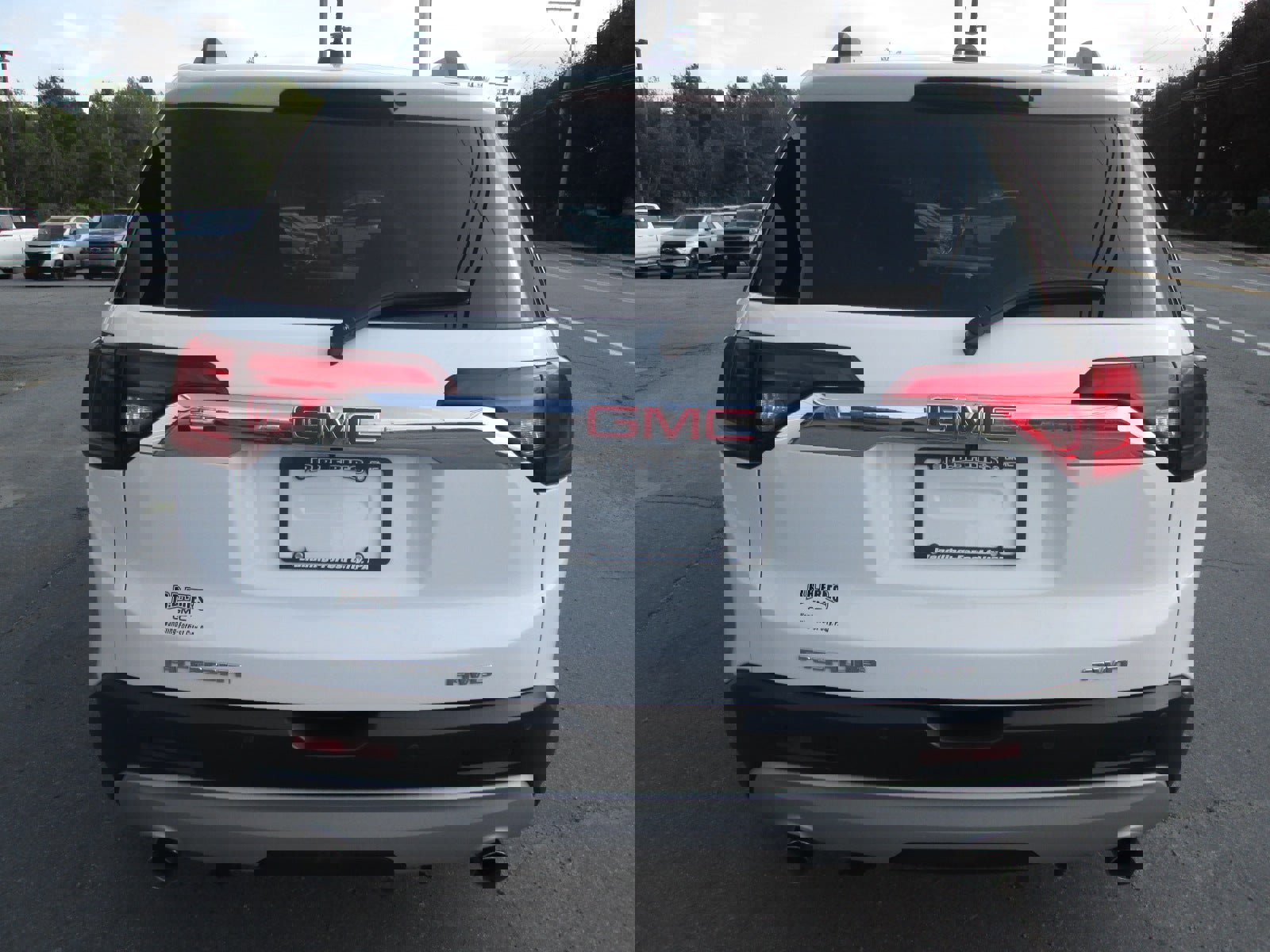 Used 2018 GMC Acadia SLT image 4