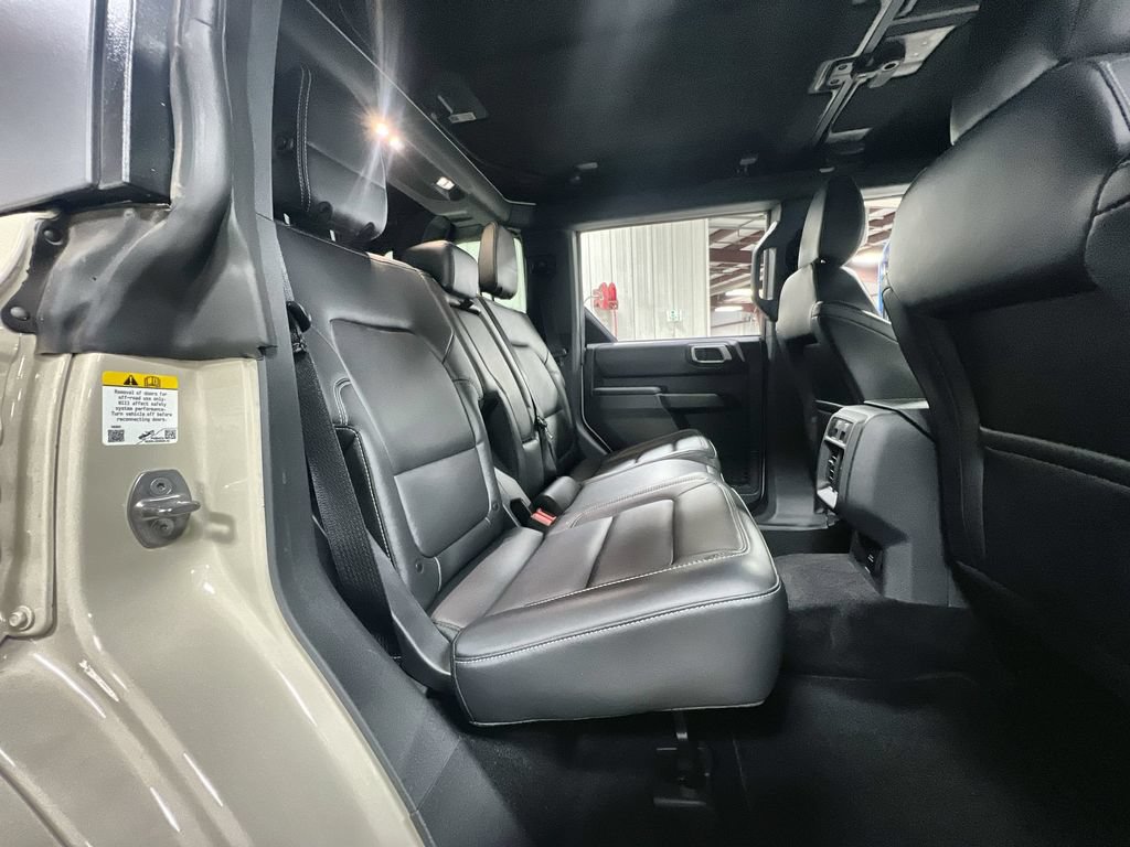 Used 2025 Ford Bronco Outer Banks AWD/4WD image 25