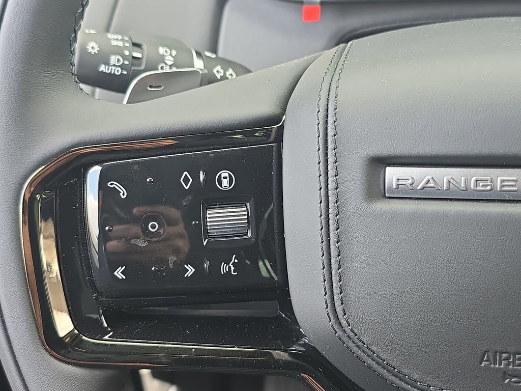 New 2026 Land Rover Range Rover Sport Dynamic SE AWD/4WD image 18
