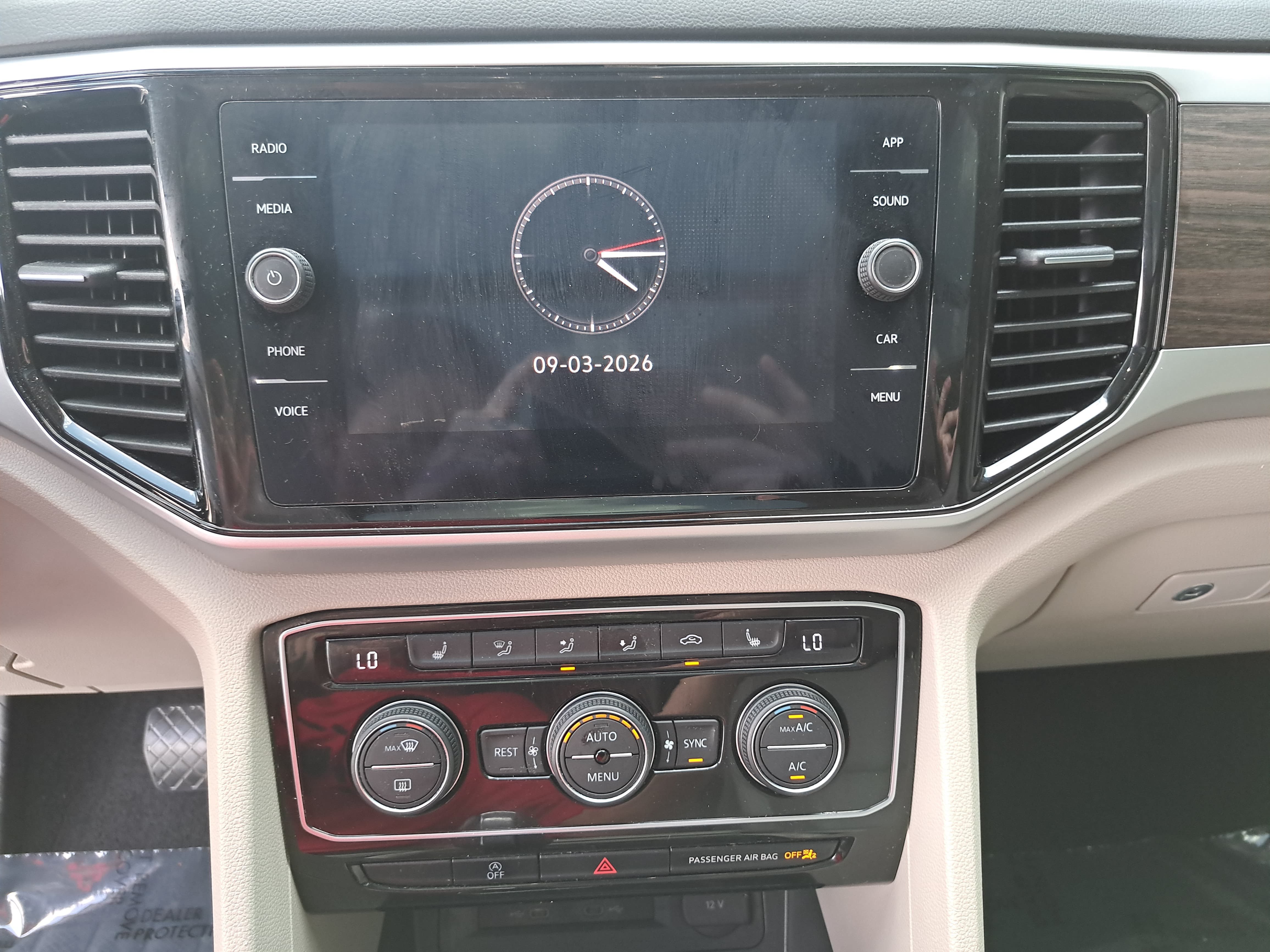 Used 2023 Volkswagen Atlas SE w/ Panoramic Sunroof Package FWD image 21