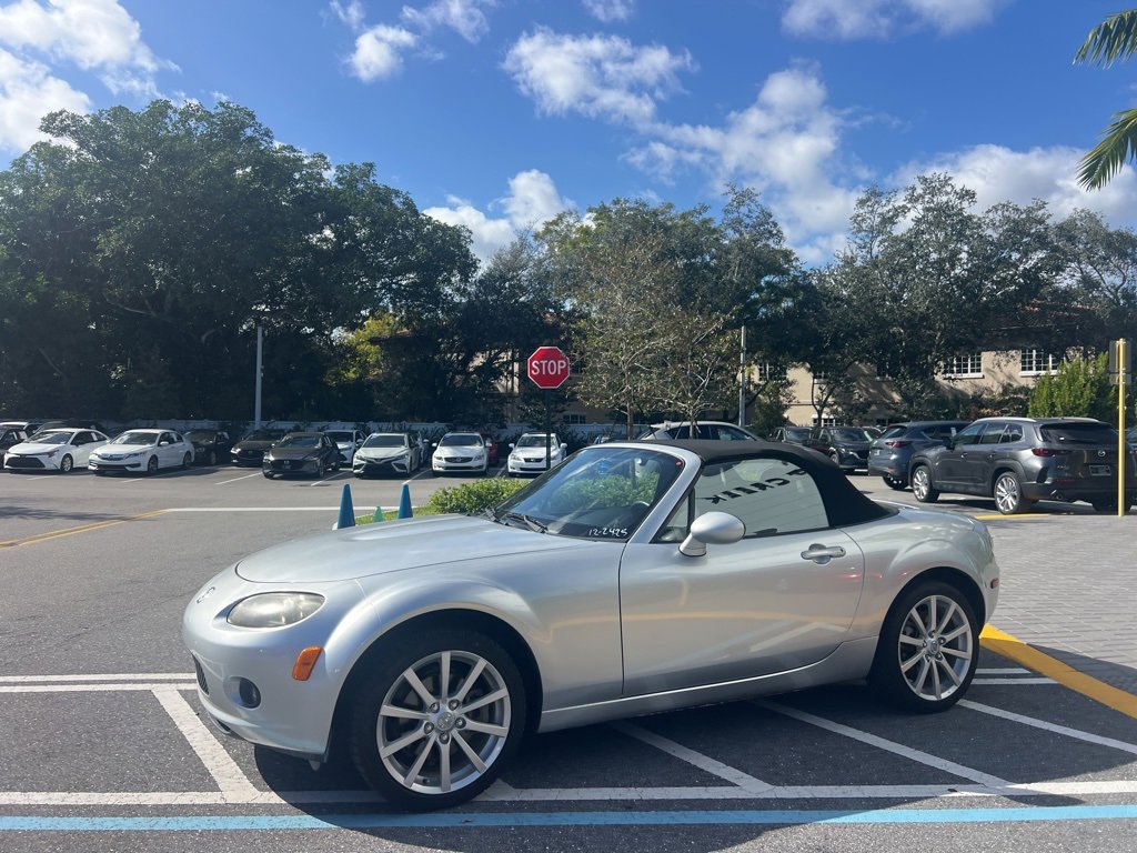Used 2007 MAZDA MX-5 Miata Touring image 12