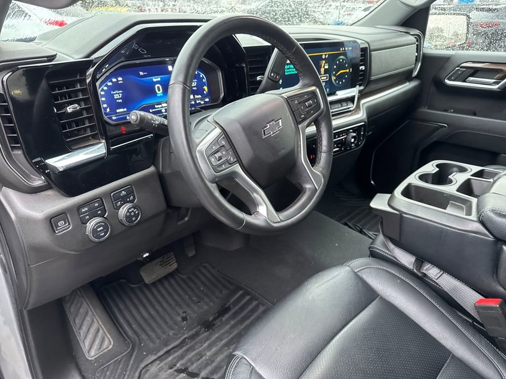Used 2023 Chevrolet Silverado 1500 RST w/ Z71 Off-Road Package image 18