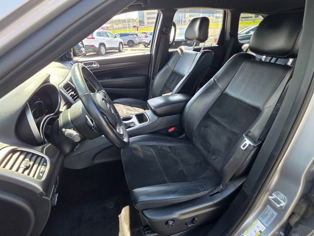 Used 2017 Jeep Grand Cherokee Altitude image 24