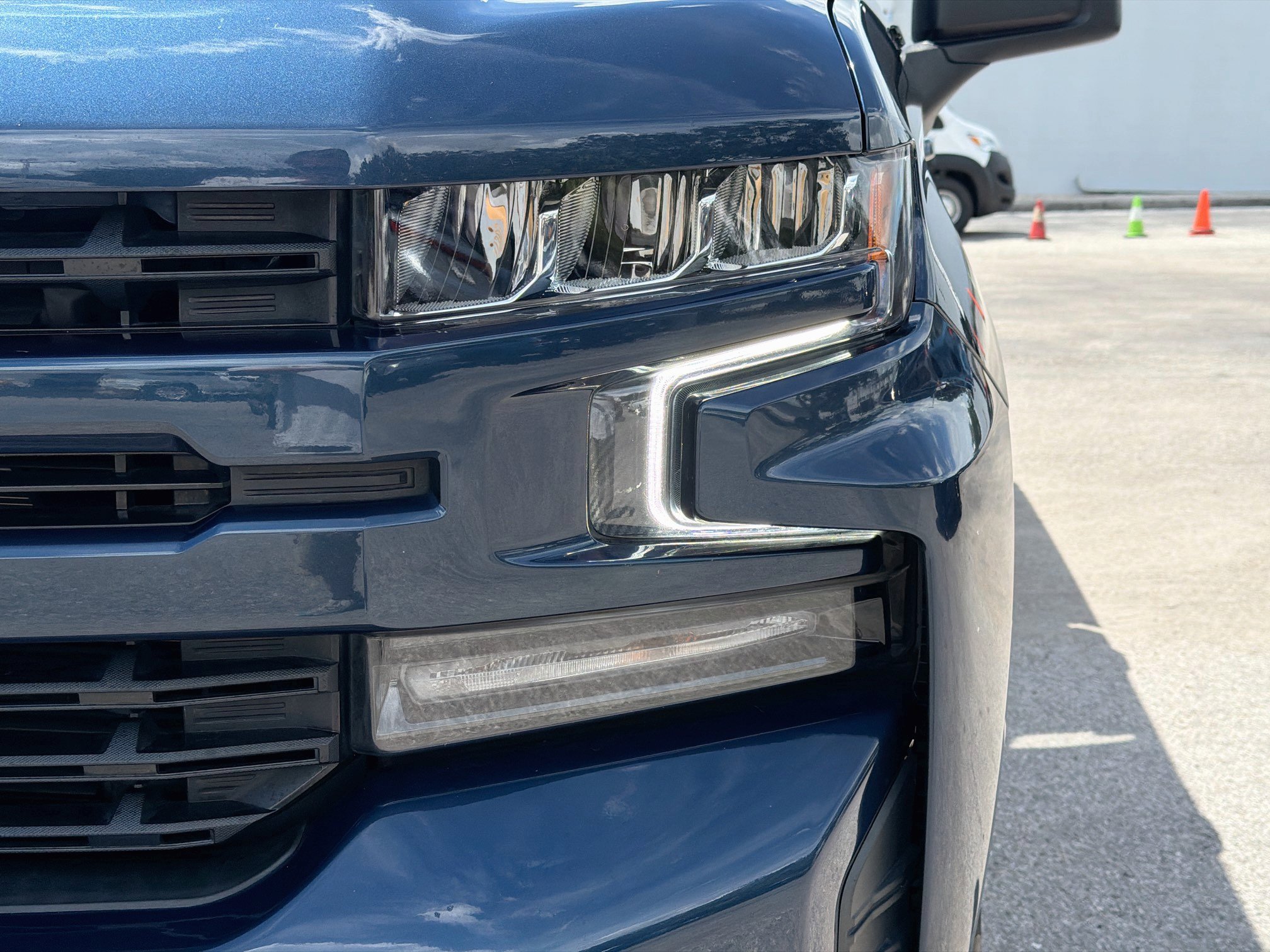 Used 2022 Chevrolet Silverado 1500 RST w/ LPO, Blackout Package AWD/4WD image 9