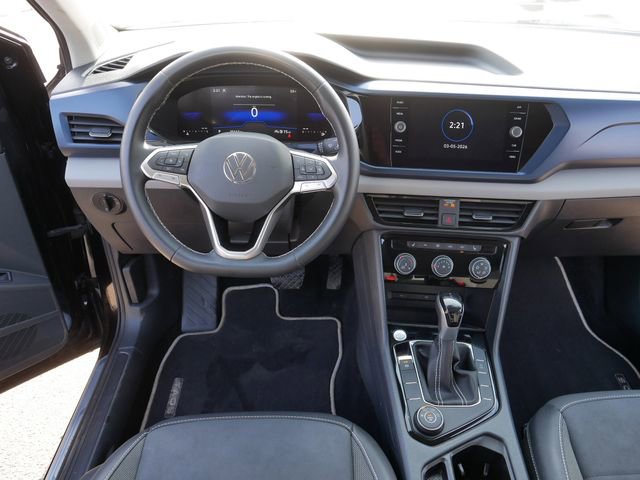 Used 2023 Volkswagen Taos SE image 21