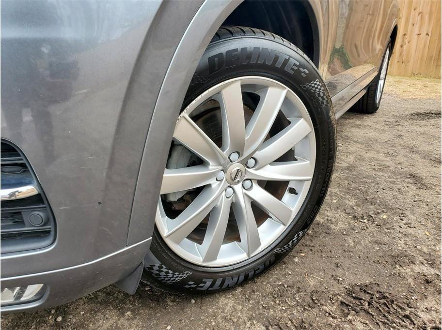Used 2018 Volvo XC90 T6 Momentum w/ Momentum Plus Package AWD/4WD image 2