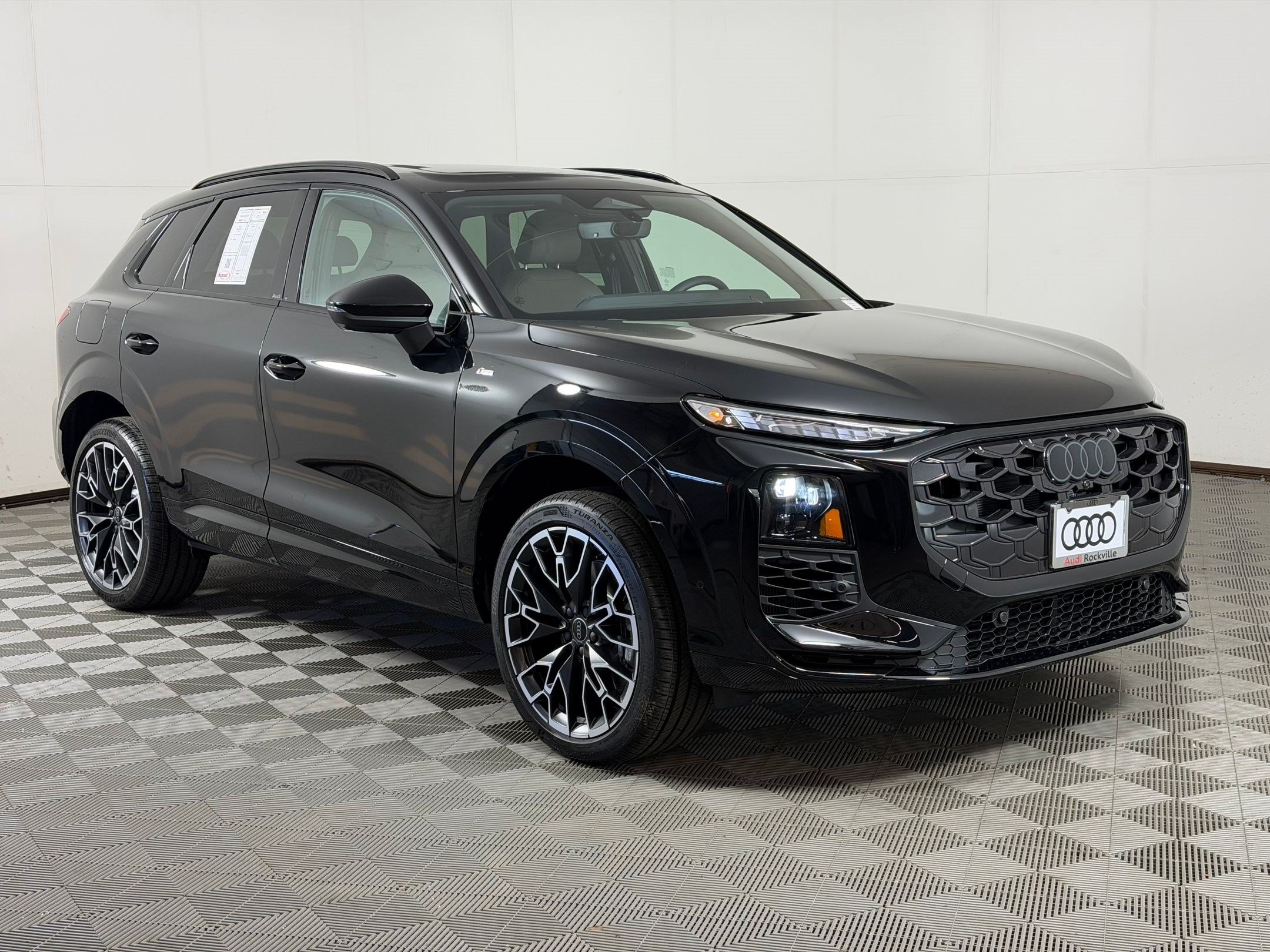 New 2026 Audi Q3 quattro 2.0T AWD/4WD image 7