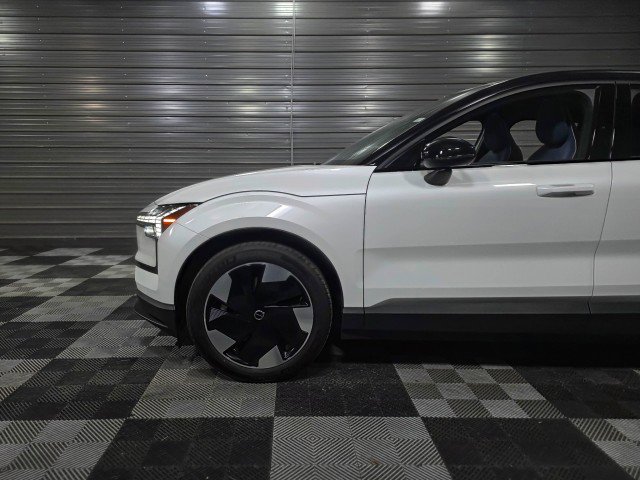 Used 2025 Volvo EX30 Plus image 35