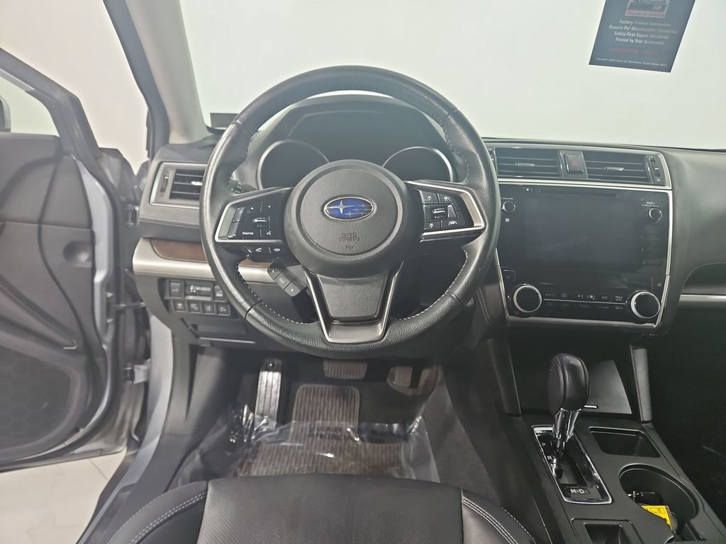 Used 2018 Subaru Outback 3.6R Limited AWD/4WD image 14