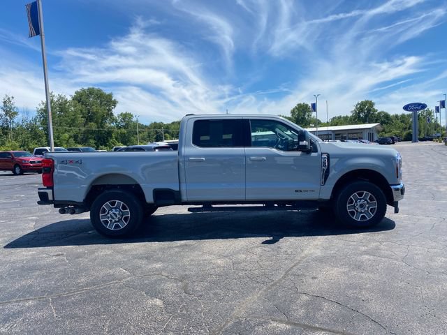 Used 2025 Ford F350 Lariat AWD/4WD image 12