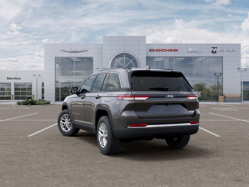New 2026 Jeep Grand Cherokee Laredo RWD image 3