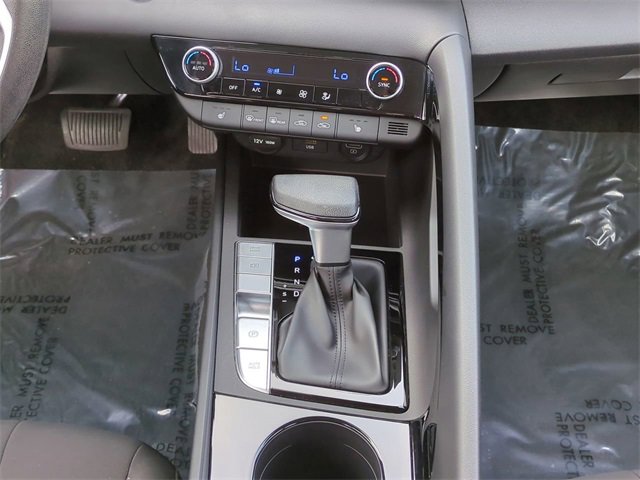 Certified 2023 Hyundai Elantra Blue image 18
