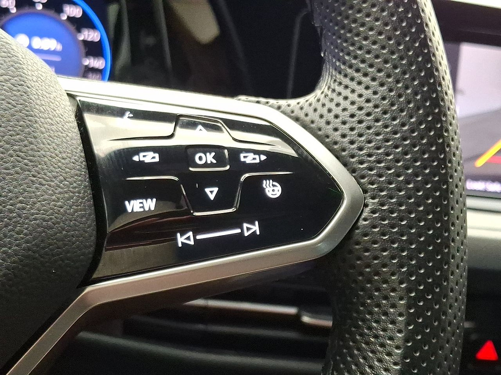 Used 2022 Volkswagen GTI S FWD image 21