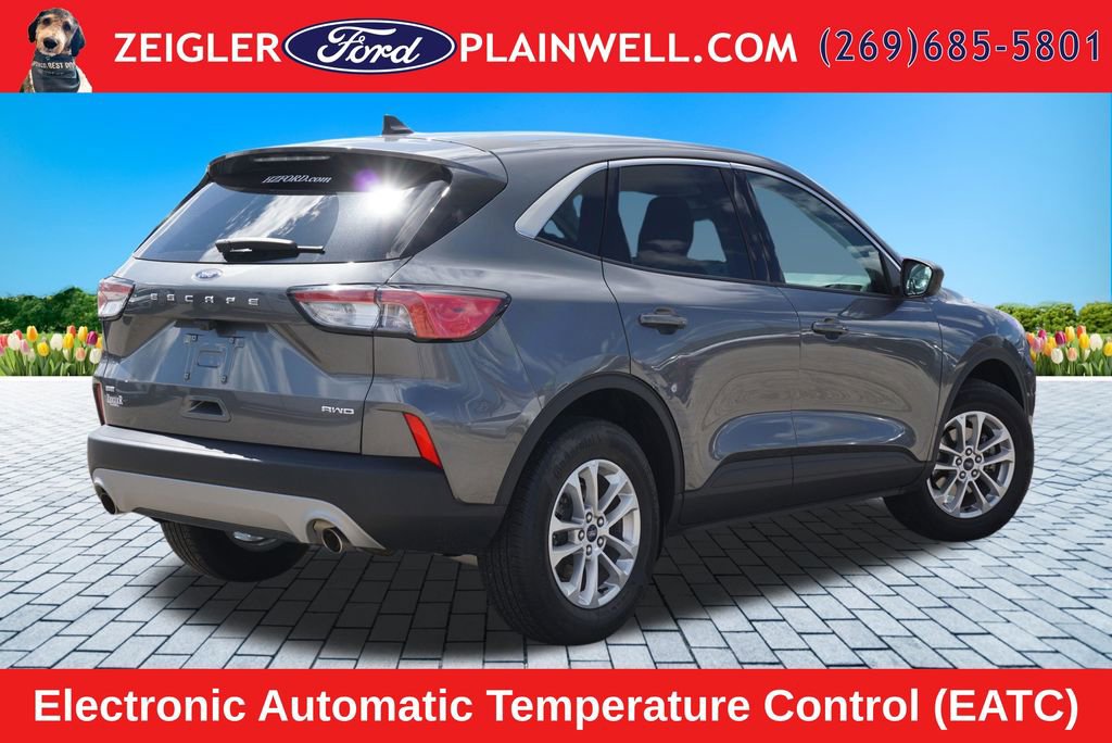 Used 2022 Ford Escape SE w/ Cold Weather Package AWD/4WD image 5