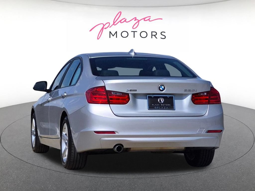 Used 2015 BMW 320i xDrive Sedan AWD/4WD image 7