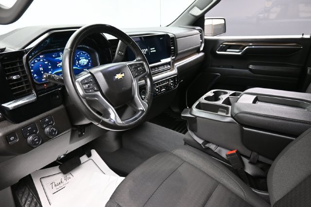Used 2024 Chevrolet Silverado 1500 LT AWD/4WD image 19