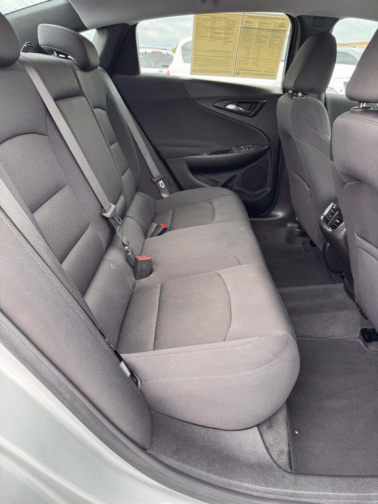 Used 2022 Chevrolet Malibu LT FWD image 13