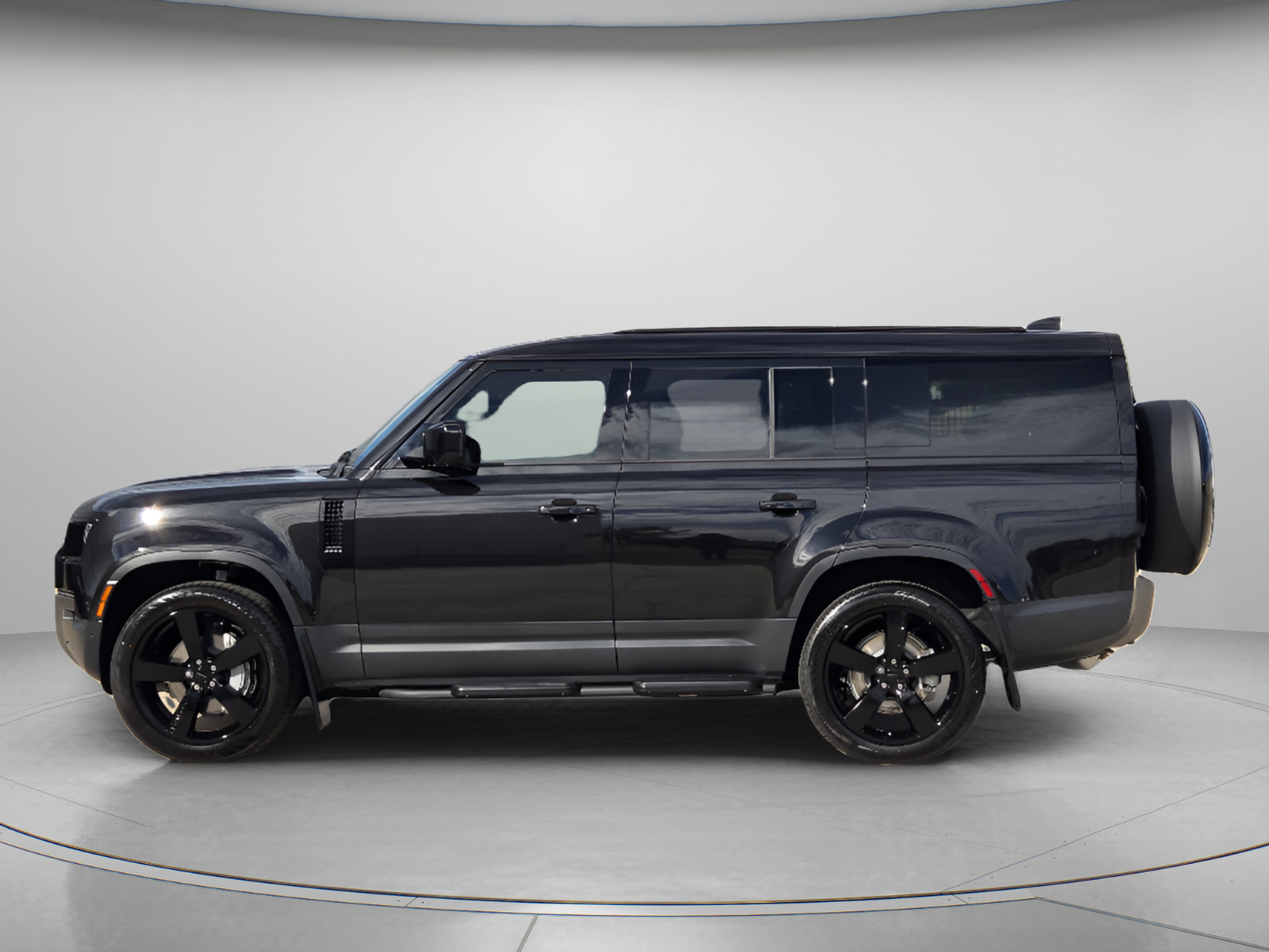 New 2026 Land Rover Defender 130 S AWD/4WD image 2