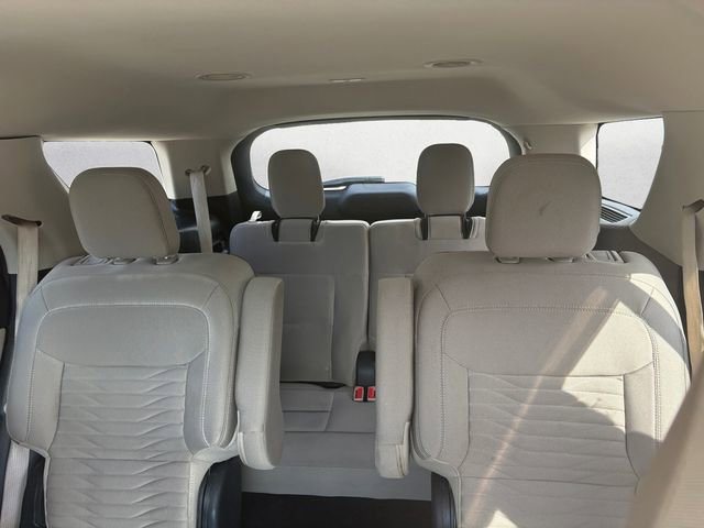 Used 2020 Ford Explorer XLT image 13