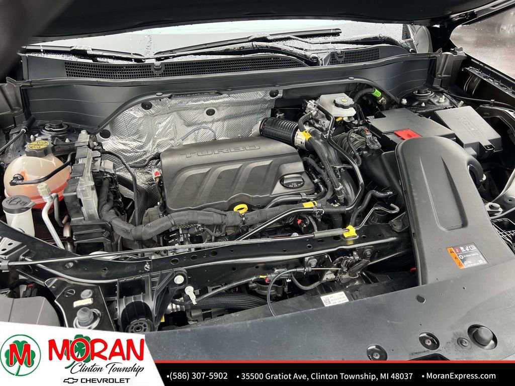 Certified 2024 Chevrolet Trax RS w/ Driver Confidence Package image 11