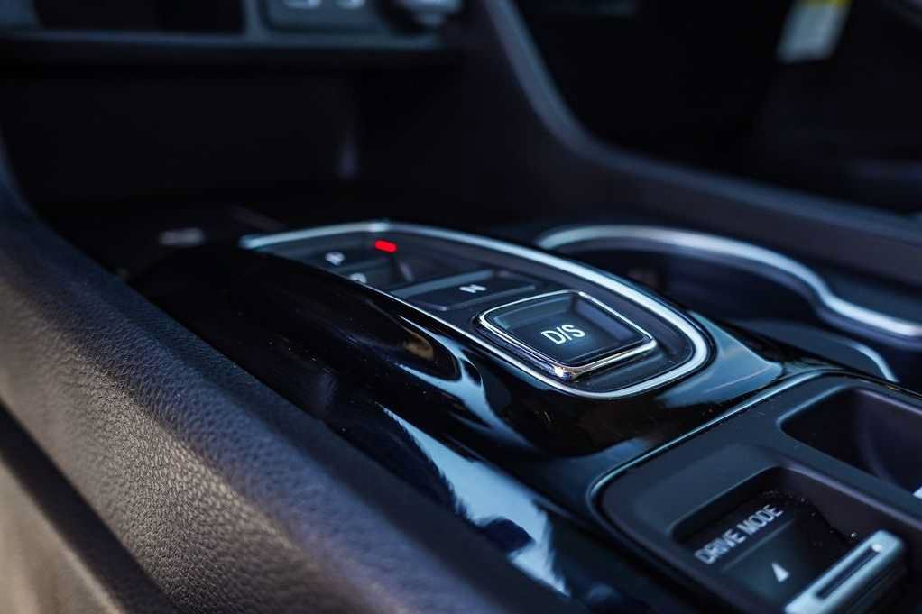 Used 2024 Honda Pilot Touring image 25