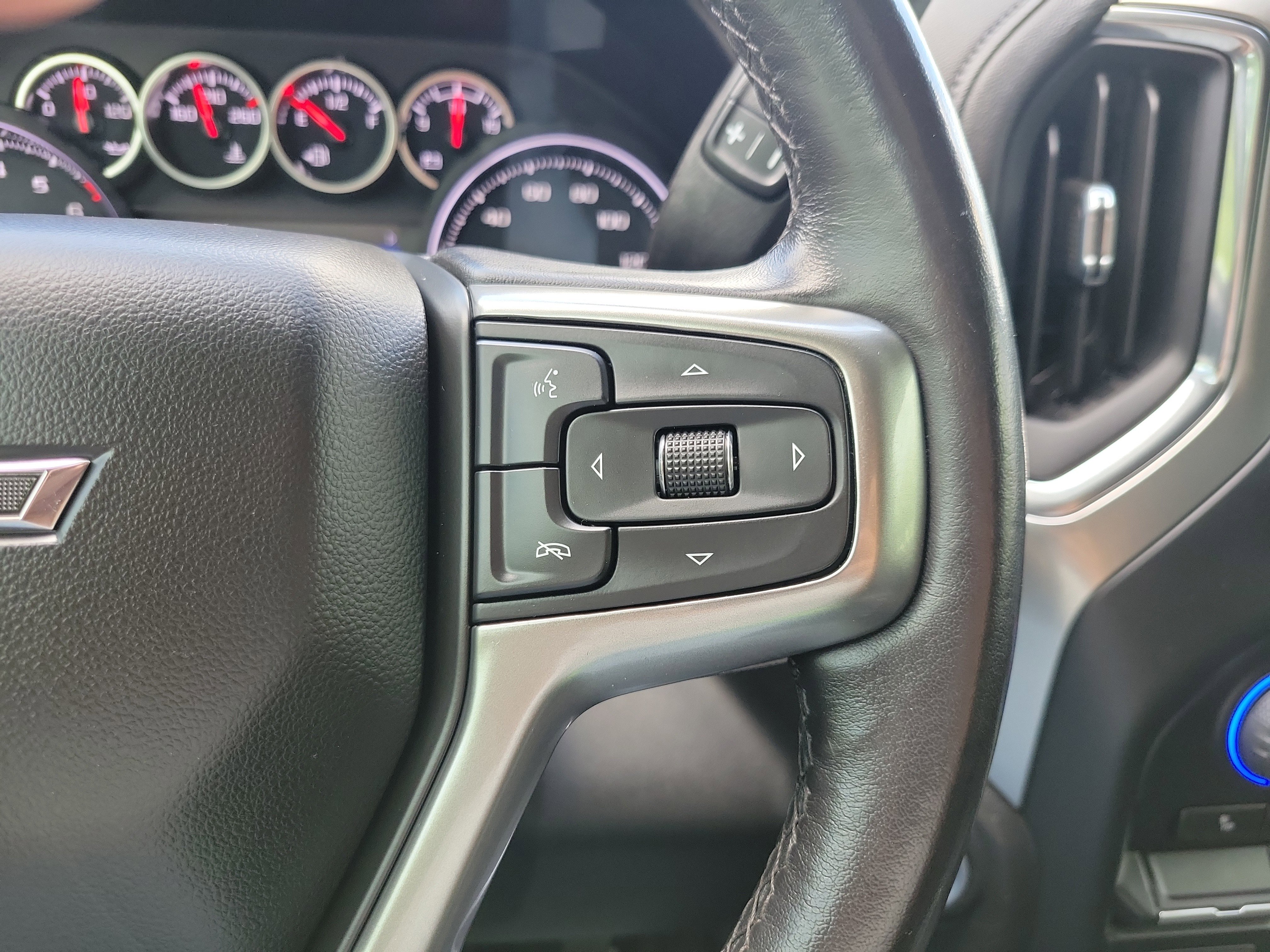 Certified 2022 Chevrolet Silverado 1500 RST w/ All Star Edition Plus AWD/4WD image 27