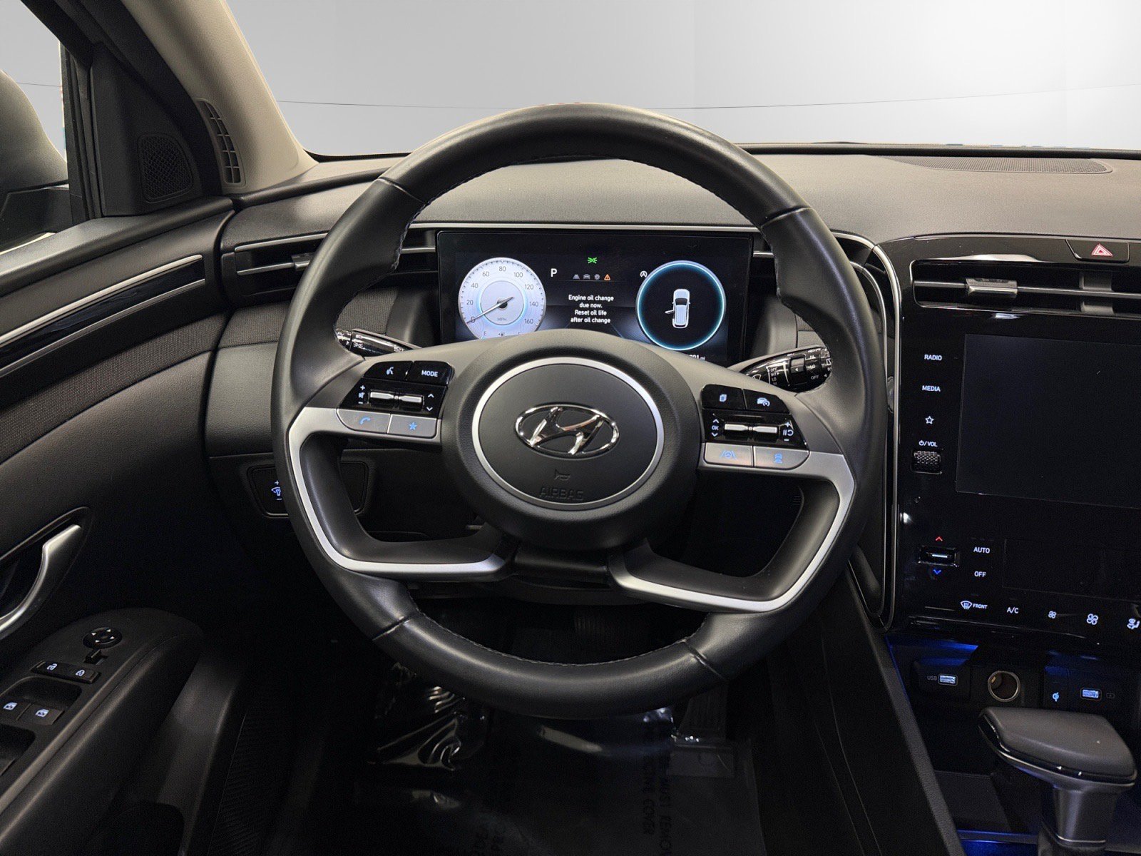 Used 2023 Hyundai Tucson SEL w/ Convenience Package AWD/4WD image 12