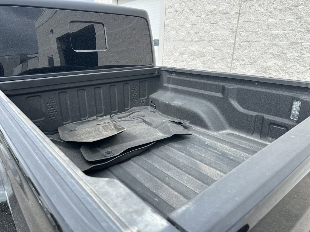 Certified 2022 Jeep Gladiator Sport AWD/4WD image 6