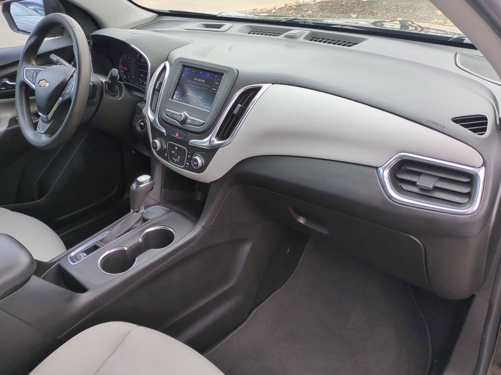 Used 2020 Chevrolet Equinox LS w/ LS Convenience Package FWD image 28