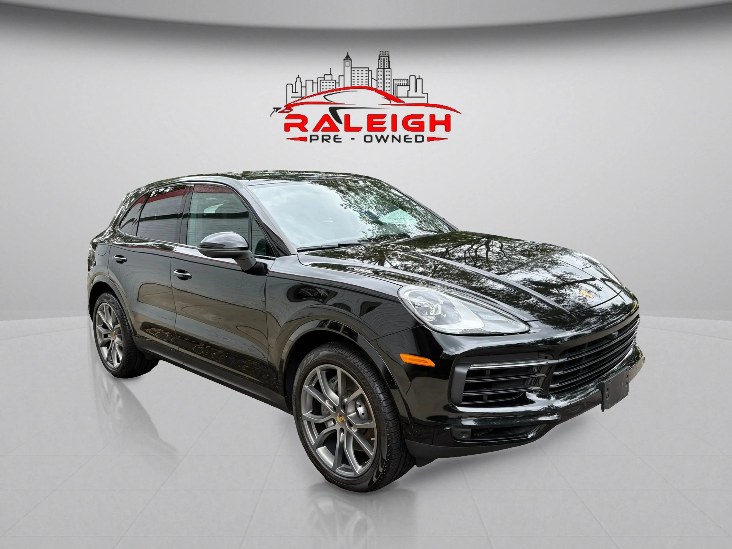 Used 2021 Porsche Cayenne S AWD/4WD image 3