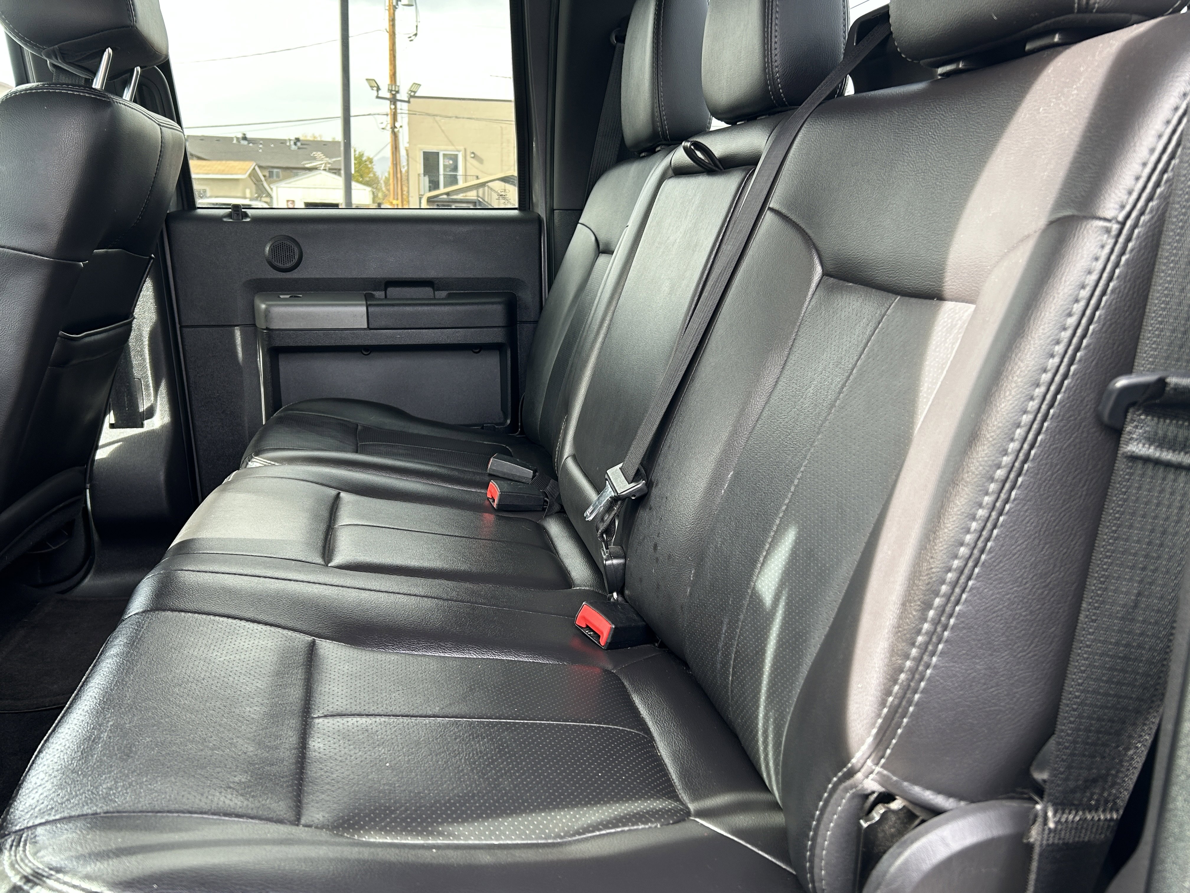 Used 2012 Ford F350 Lariat w/ Lariat Interior Pkg image 11