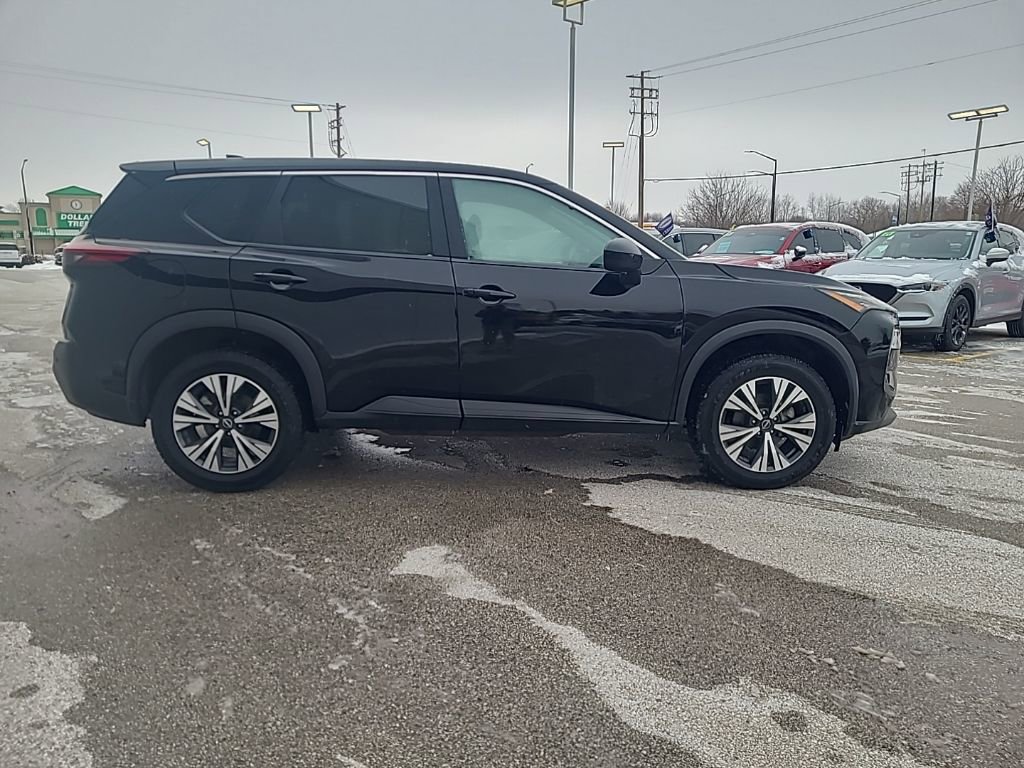 Used 2023 Nissan Rogue SV image 7