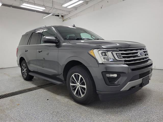 Used 2020 Ford Expedition XLT image 2