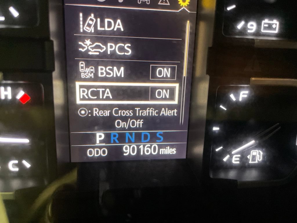 Used 2018 Toyota Tundra Limited w/ Limited Premium Package AWD/4WD image 15