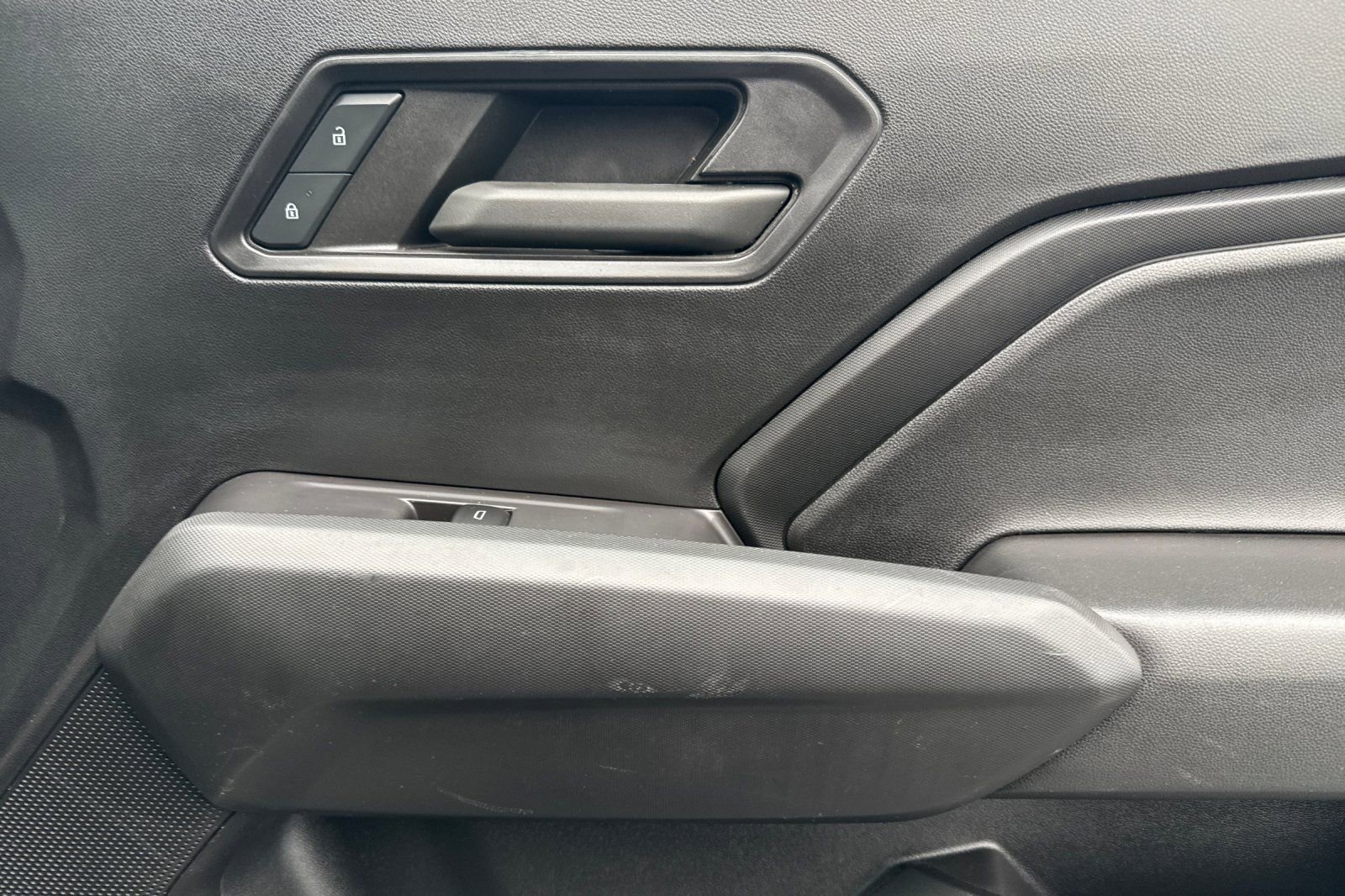 Certified 2023 Chevrolet Colorado W/T image 17