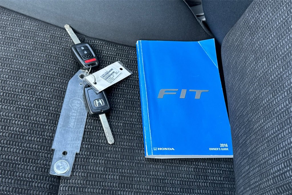 Used 2016 Honda Fit LX image 10