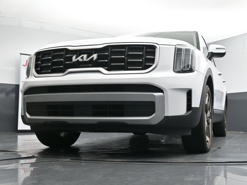 Used 2024 Kia Telluride S image 20
