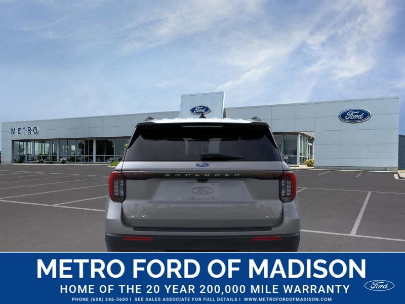 New 2026 Ford Explorer Active w/ Active Comfort Package image 6