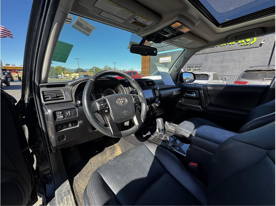 Used 2016 Toyota 4Runner Trail Premium AWD/4WD image 5