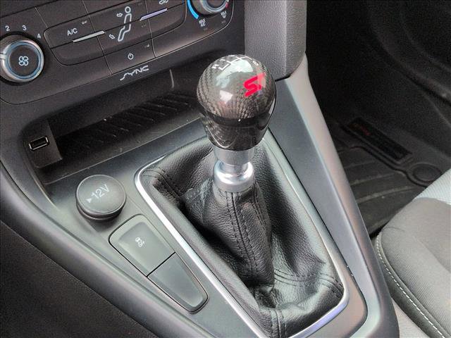 Used 2018 Ford Focus ST image 12