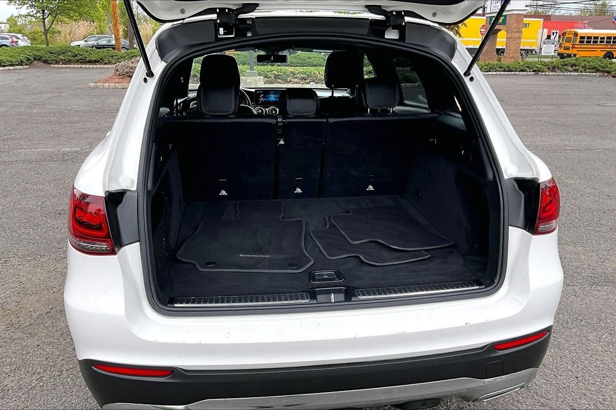 Used 2020 Mercedes-Benz GLC 300 4MATIC image 34