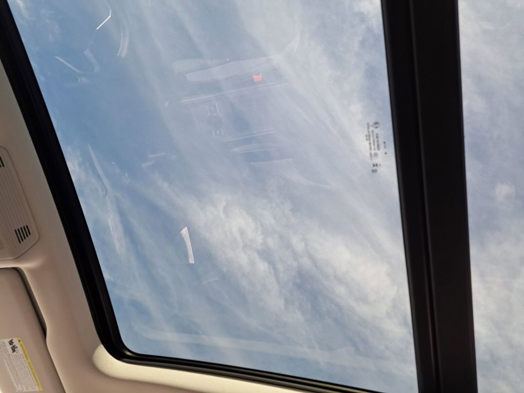 New 2026 Volkswagen Tiguan SE image 20