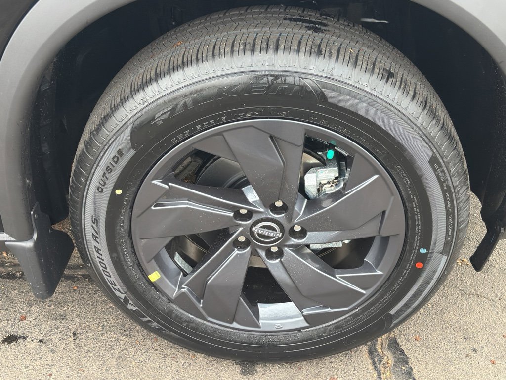 New 2026 Nissan Rogue SV w/ Cold Weather Package image 9