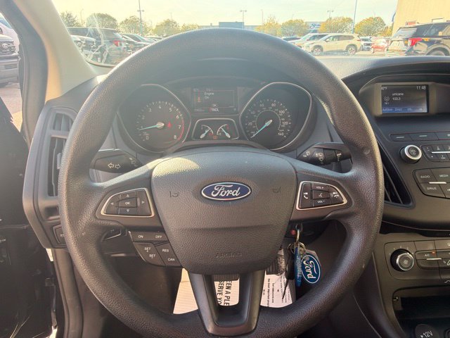 Used 2018 Ford Focus SE FWD image 22