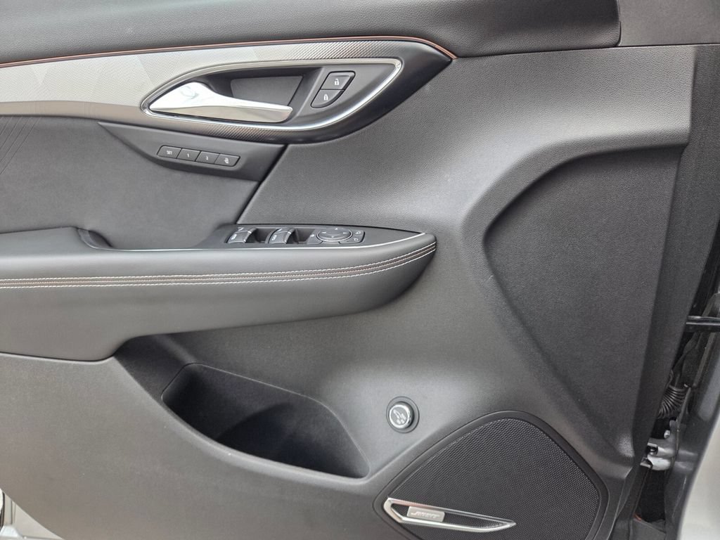 Used 2024 Buick Envision Sport Touring AWD/4WD image 21