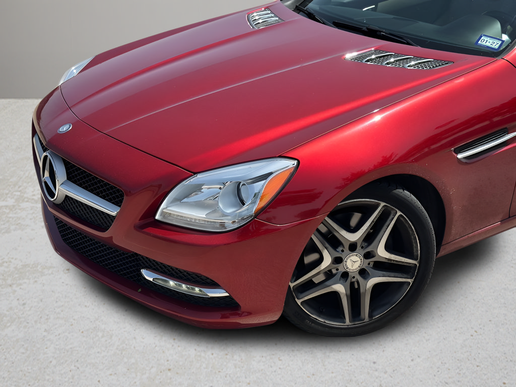 Used 2016 Mercedes-Benz SLK 300 image 29
