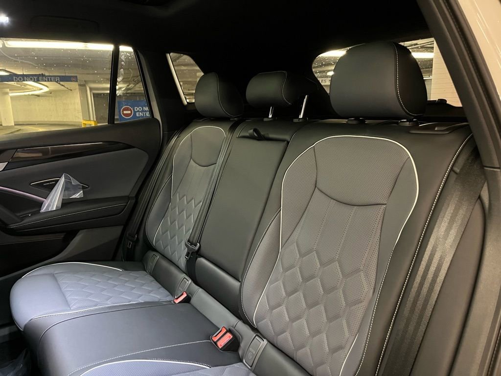 New 2026 Volkswagen Tiguan SEL R-Line image 23