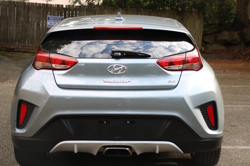 Used 2019 Hyundai Veloster 2.0 FWD image 11