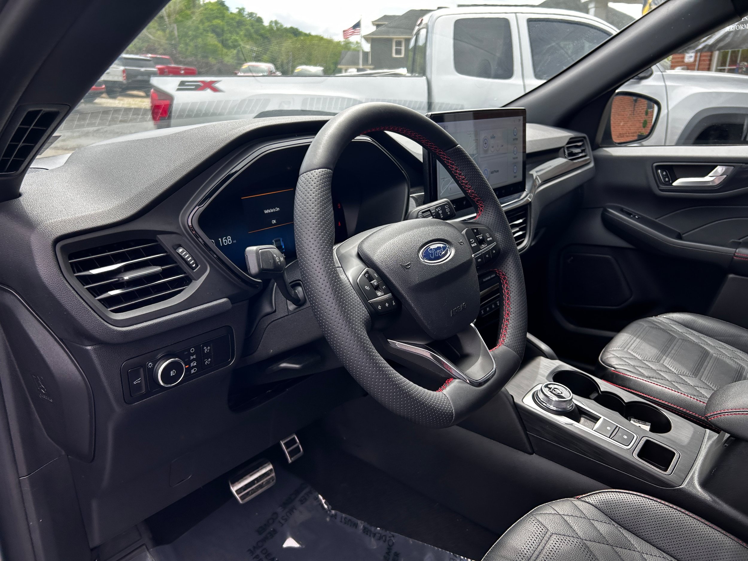 Used 2023 Ford Escape ST-Line Elite w/ Premium Technology Package AWD/4WD image 34